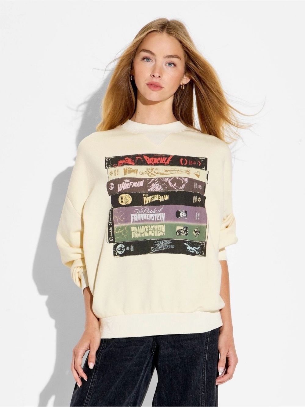 VIRAL Women's Crewneck Universal Monsters Graphic Pullover Sweatshirt- LARGE